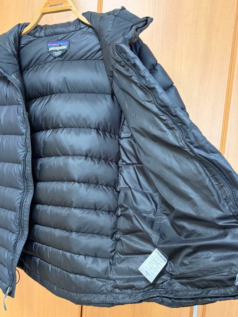 廃盤　パタゴニア ハイロフト・ダウン・フーディ　ブラック　S（大きめMサイズ級）