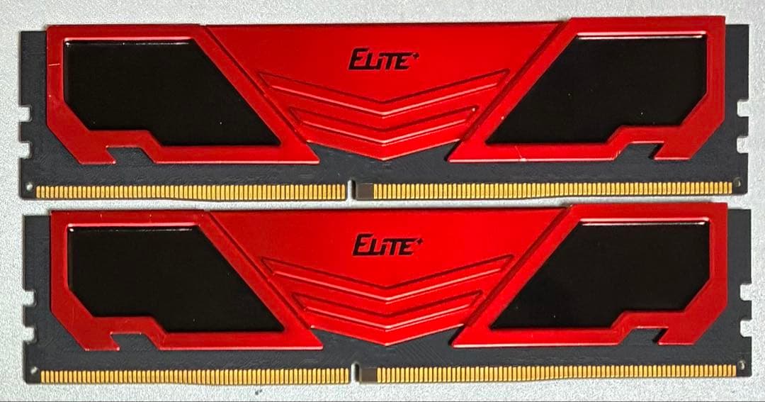 【中古】DDR4-3200 16GB(8GB×2枚) Team