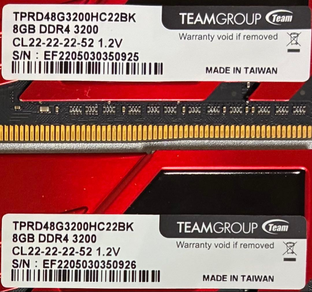【中古】DDR4-3200 16GB(8GB×2枚) Team