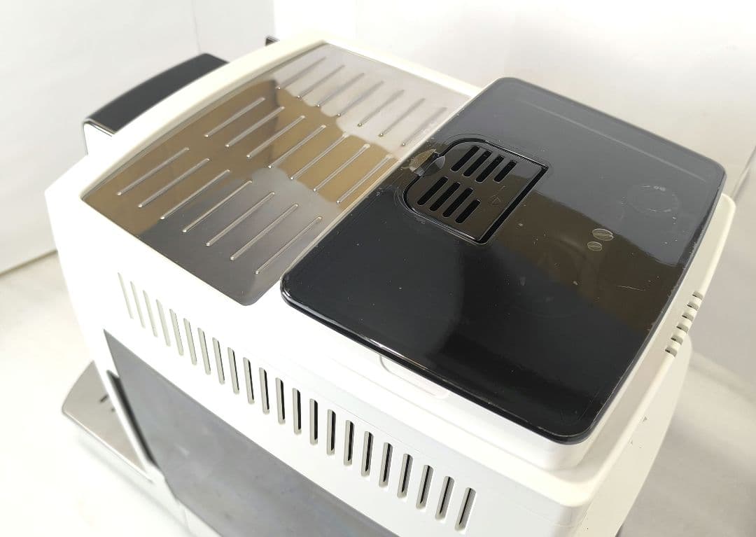 デロンギマグニフィカS コンパクト全自動コーヒーマシン ECAM23120