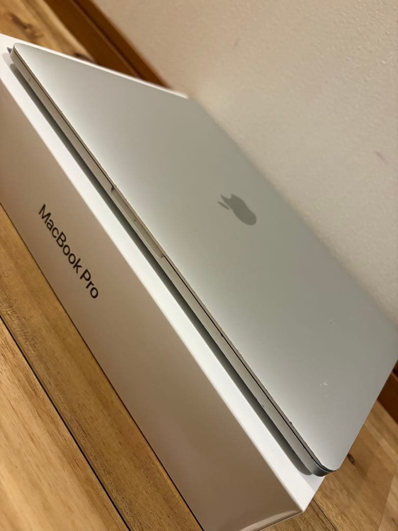 MacBook pro/M1/SSD256GB/メモリ8GB