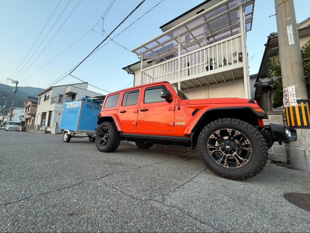 ラングラー20インチタイヤホイール4本セット