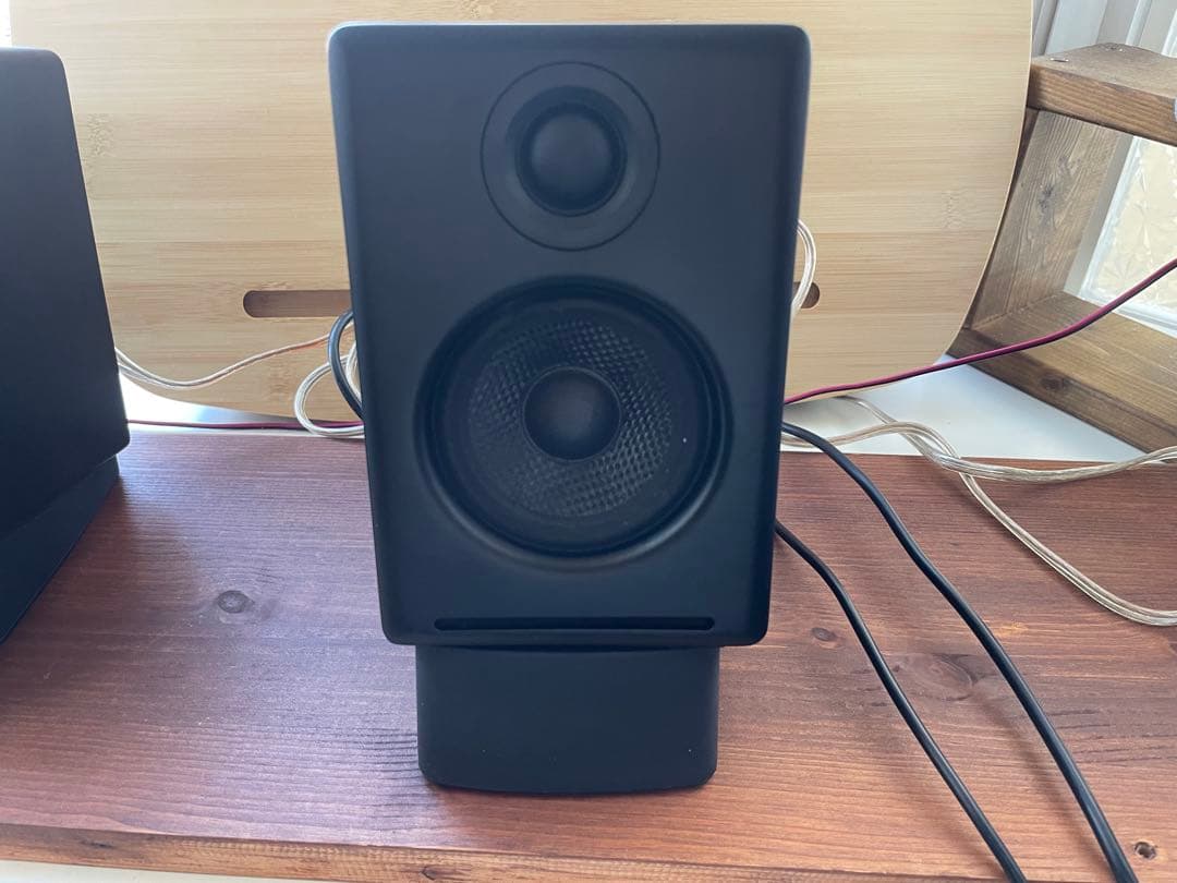 正規フジヤ購入Audioengine A2＋ワイヤレススピーカー別売台七千円）付