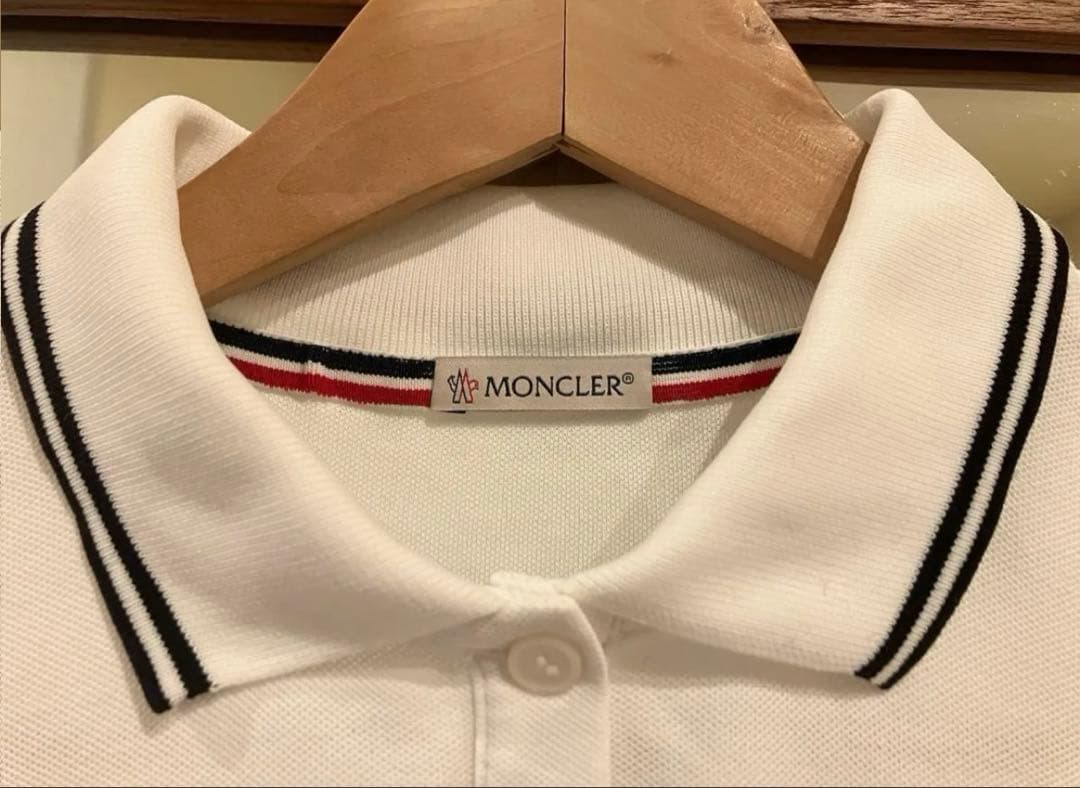 モンクレール ロゴポロシャツ Ｓサイズ