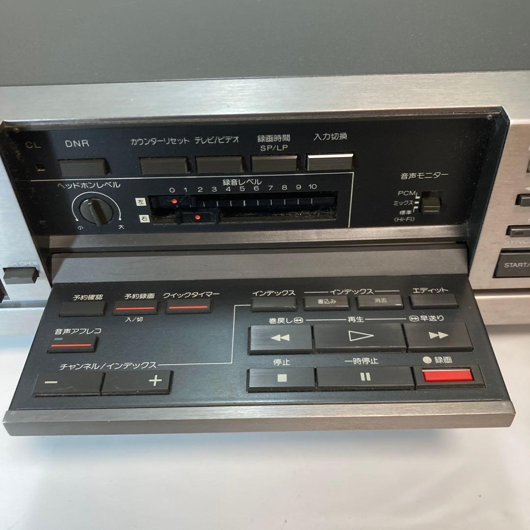 SONY 8ミリビデオデッキ　EV−S2500 ジャンク