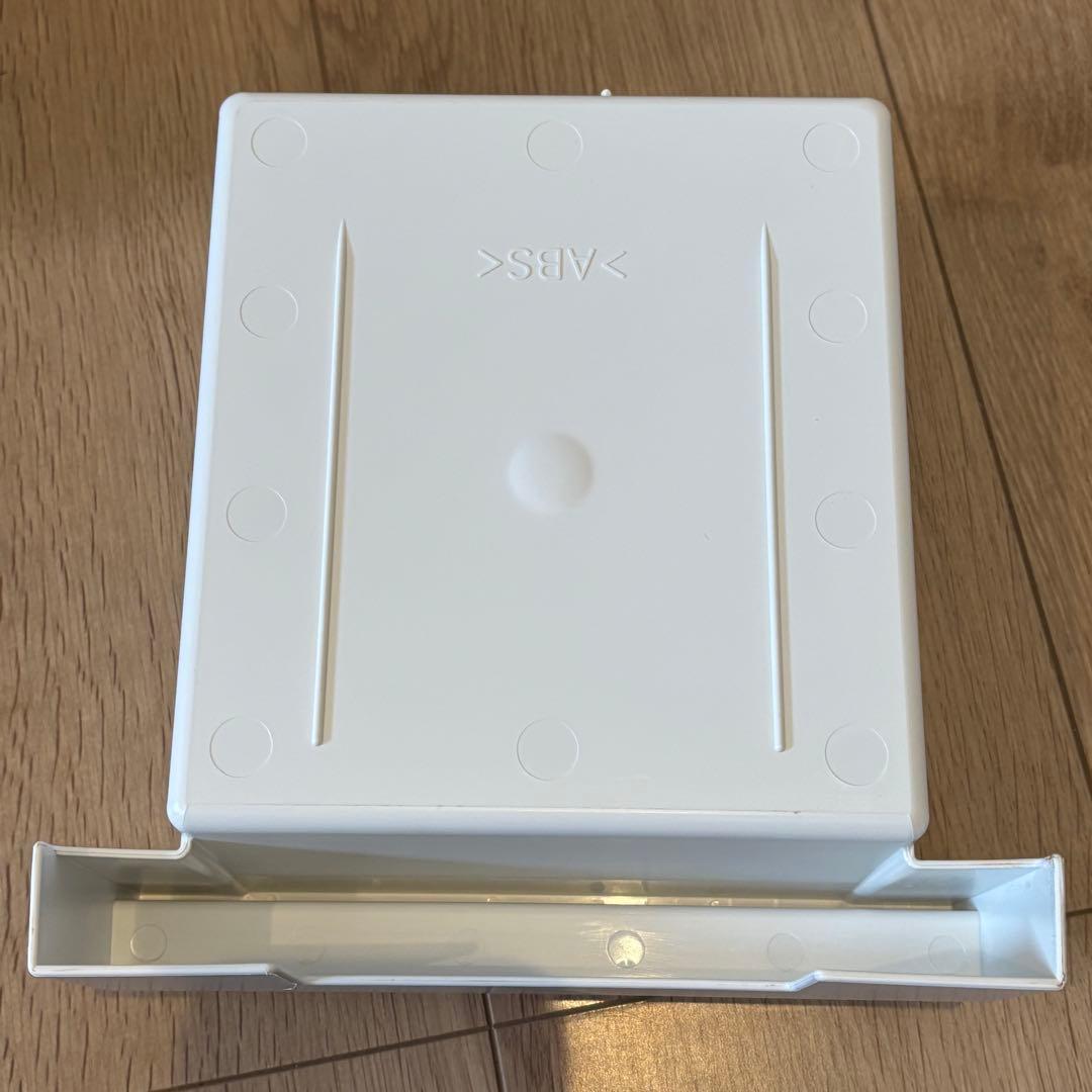 【未使用品】エムケー精工 計量保冷米びつ冷えっ庫高性能保冷米びつRCR-631W