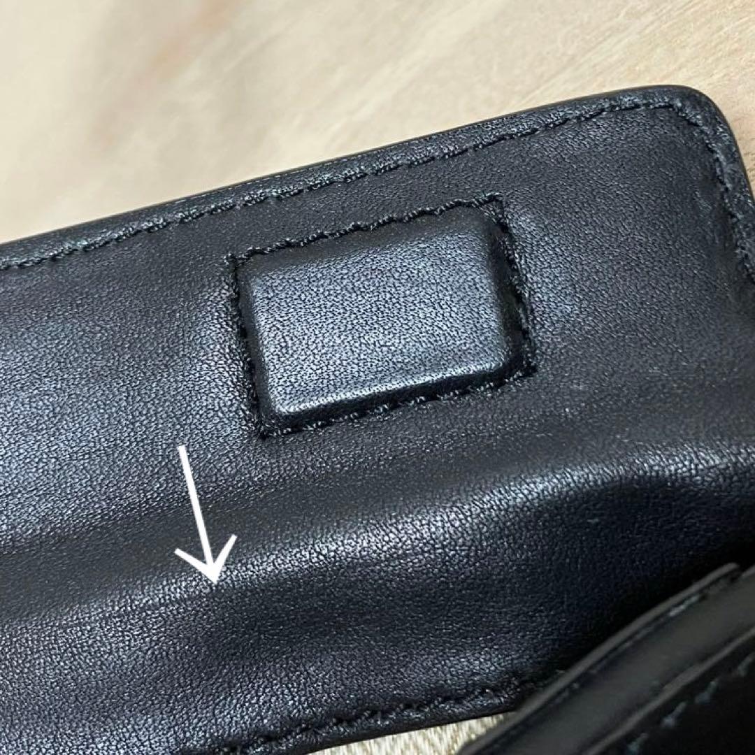 訳あり✨未使用級✨トリーバーチ✨ミラー✨クラッチバッグ✨ブラックロゴ