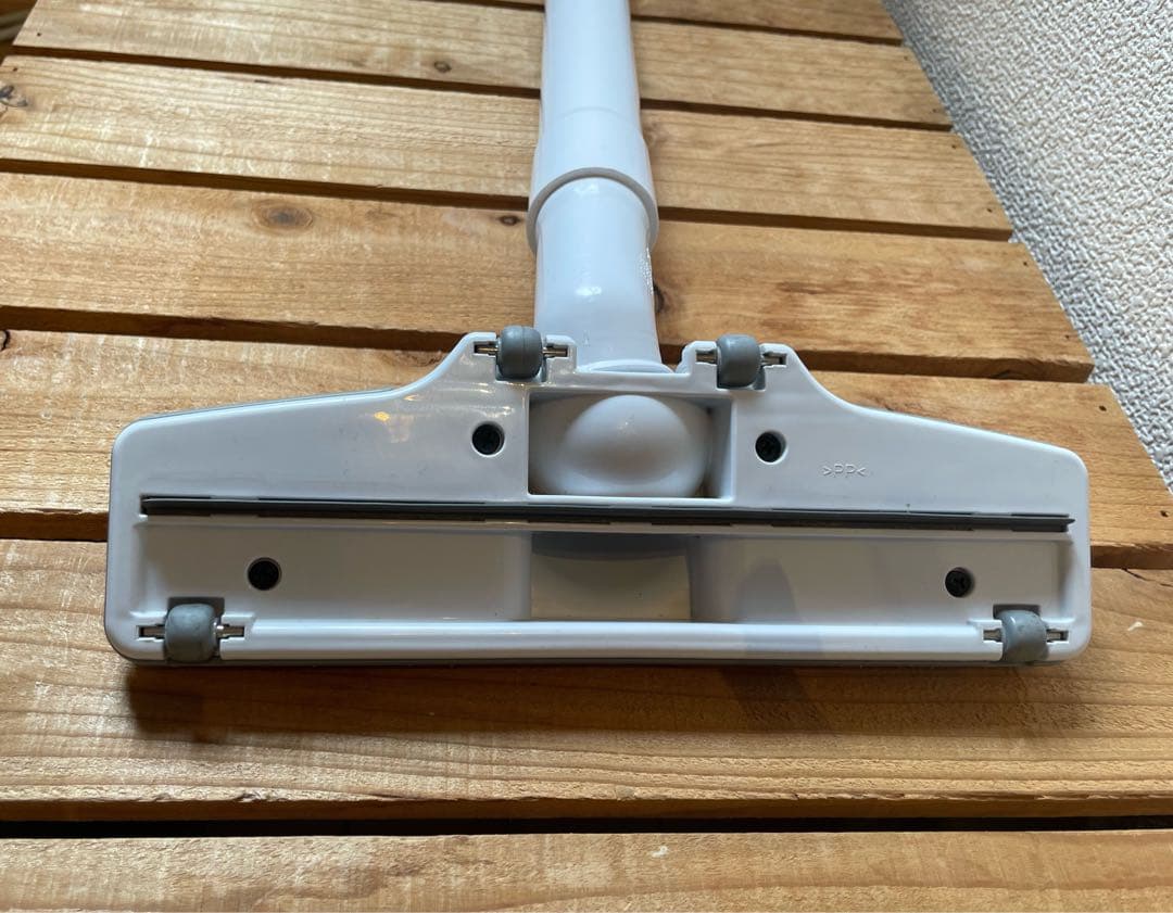 makita マキタ 充電式クリーナー CL107FD ホワイト 掃除機