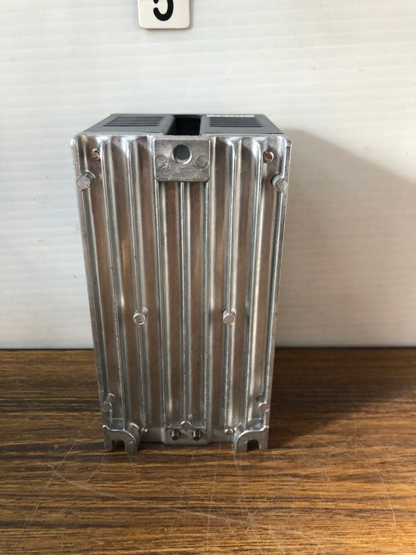 MITSUBISHI 三菱インバーター FR-D720-0.2K