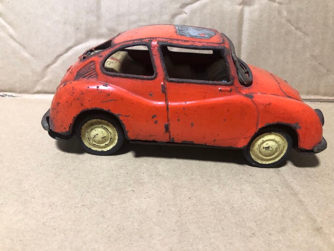 当時物　スバル360 ブリキ　てんとう虫　出目金　ホイールキャップ一つ欠品