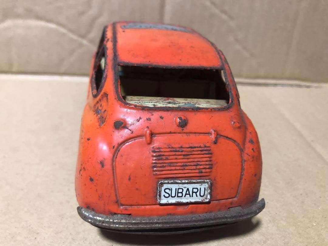 当時物　スバル360 ブリキ　てんとう虫　出目金　ホイールキャップ一つ欠品