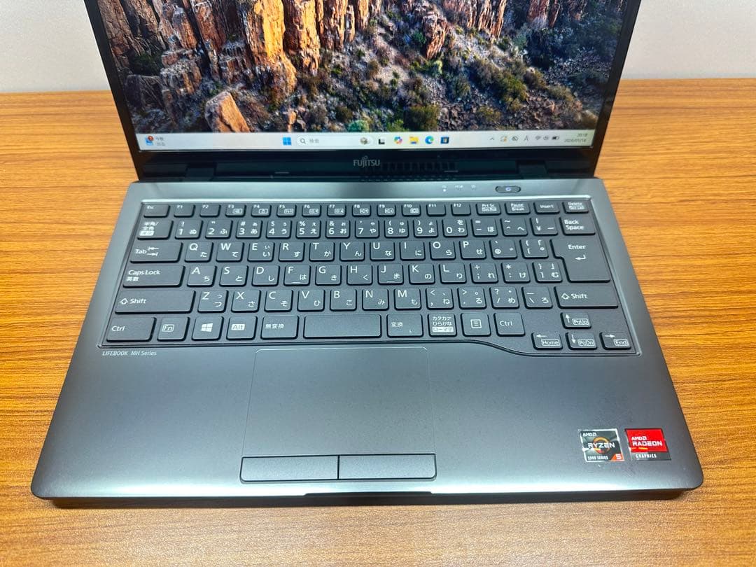 Windowsノート本体 FUJITSU LIFEBOOK Ryzen5 5500U 16Gb 512GB