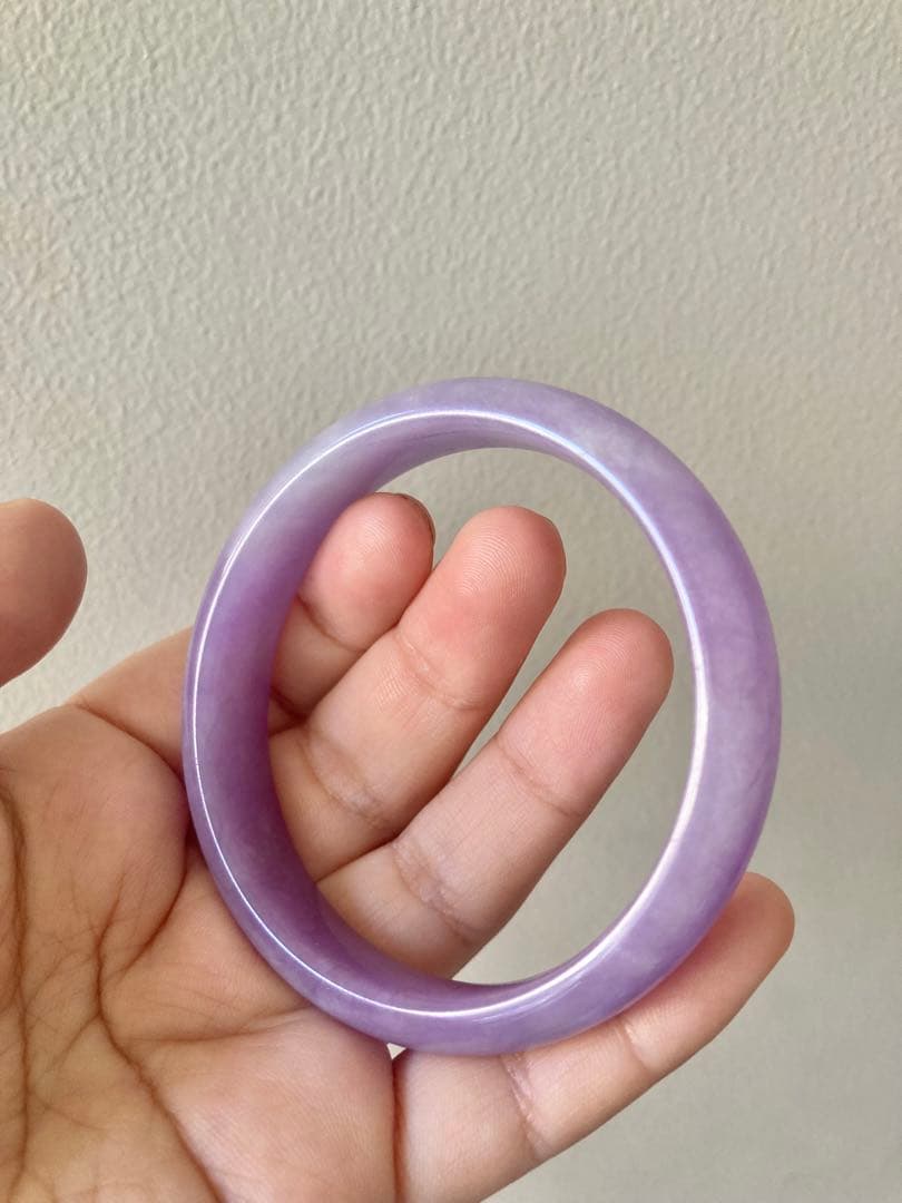 紫翡翠　バングル　ラベンダー　天然石／上品⭐︎美しい紫色　高貴な色⭐︎