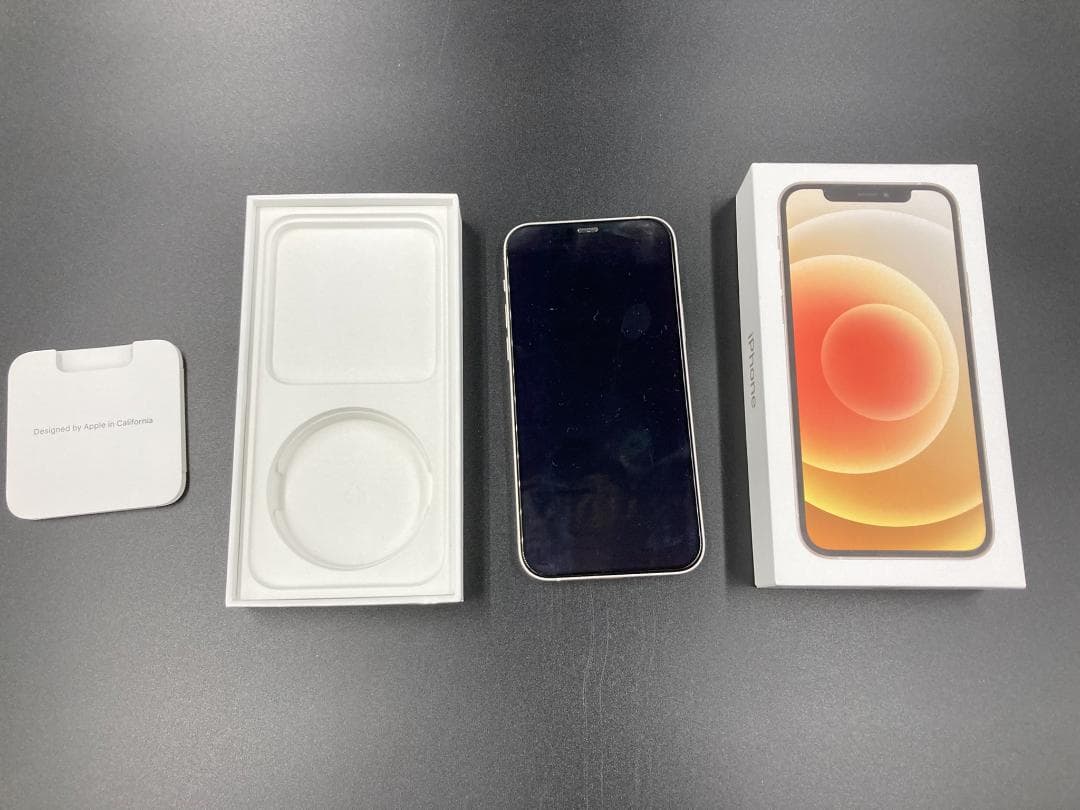 Apple iPhone 12 ホワイト 本体 64GB 箱付