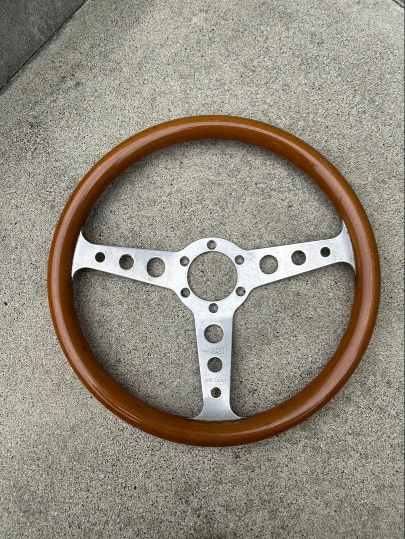 MOMO モモ、ウッドハンドル　旧車、