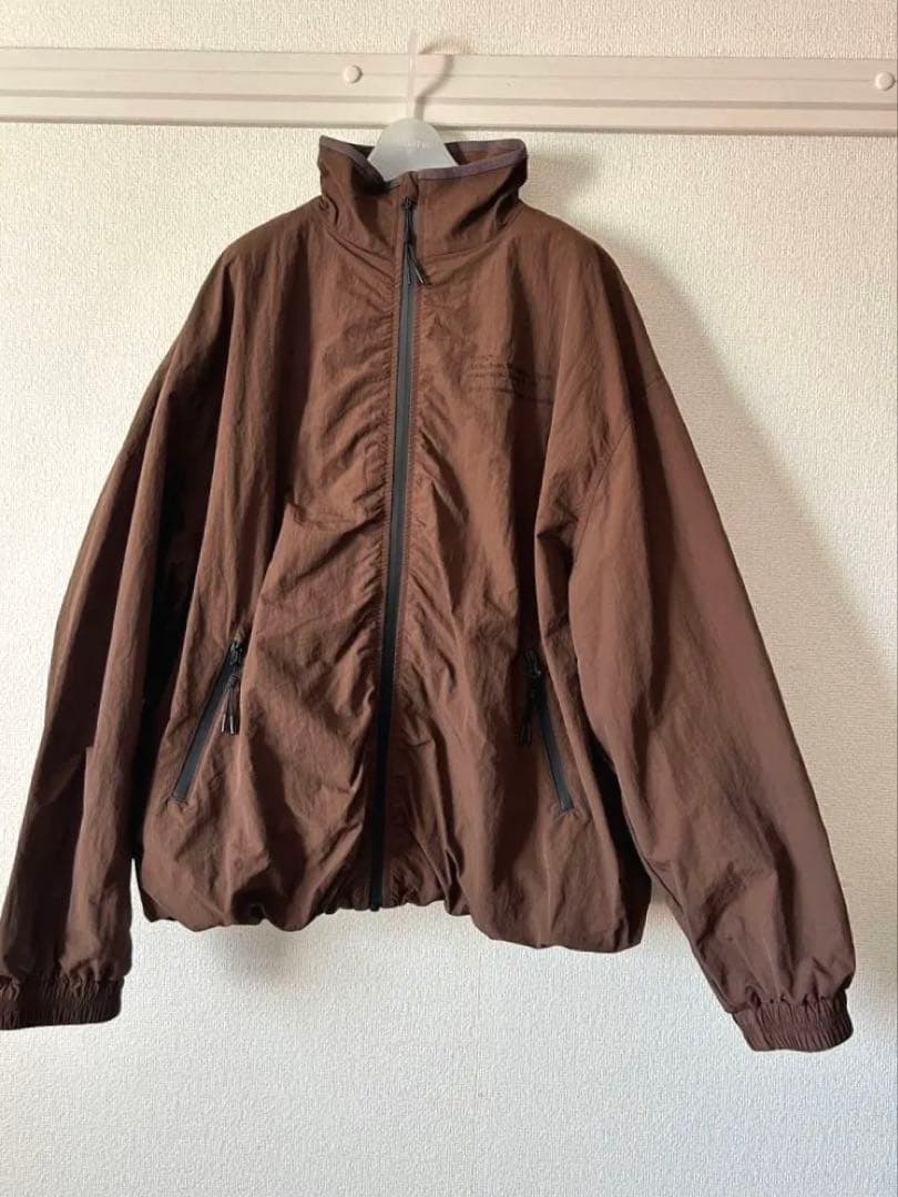 ブラウン ジップアップ ジャケット