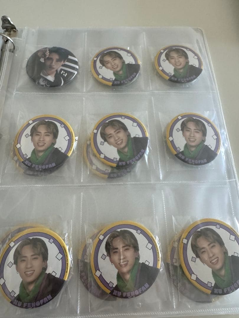 許豊凡　トレカ　缶バッチ　アクキー