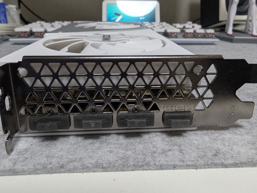 【かっちゃまん様】RTX 4070 TWINX2OC WHITE STEALTH