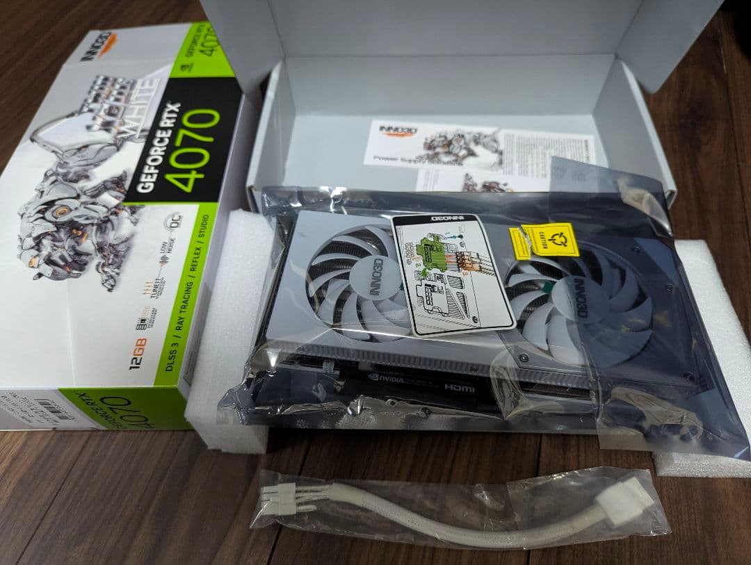 【かっちゃまん様】RTX 4070 TWINX2OC WHITE STEALTH