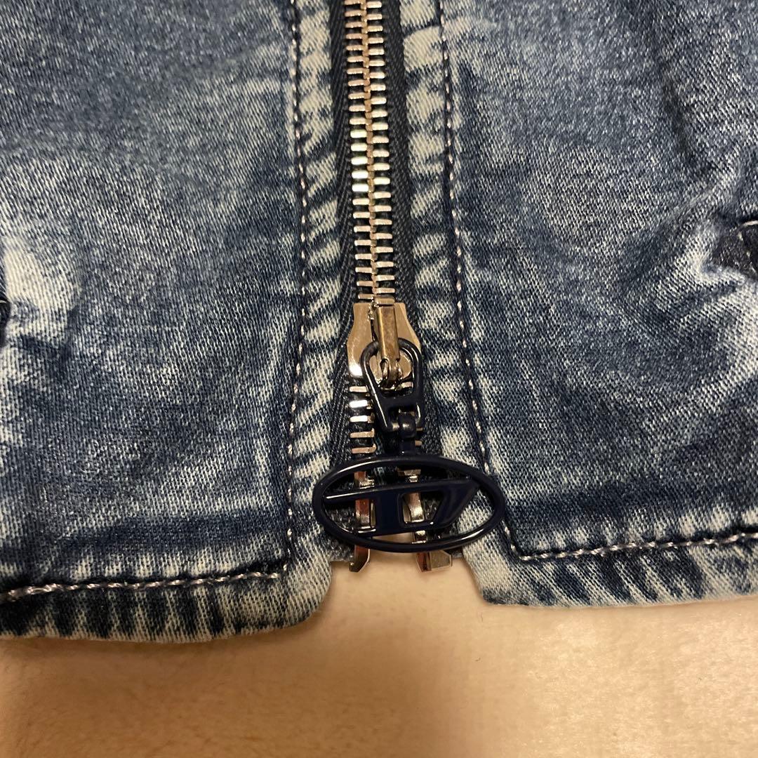 【DIESEL】今季デニムボンバージャケット　ロゴ　ルセラフィム　ユンジン着用♡