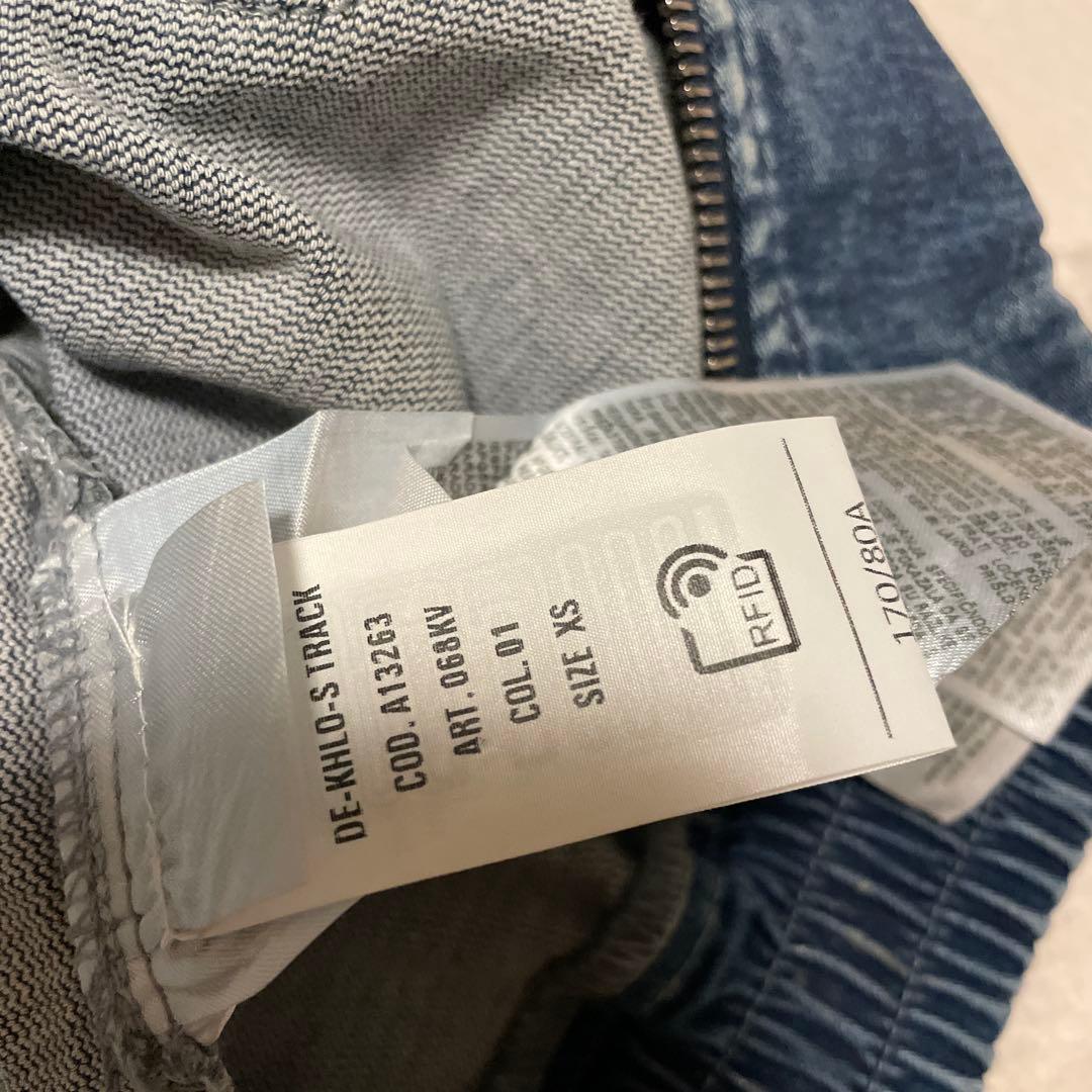 【DIESEL】今季デニムボンバージャケット　ロゴ　ルセラフィム　ユンジン着用♡