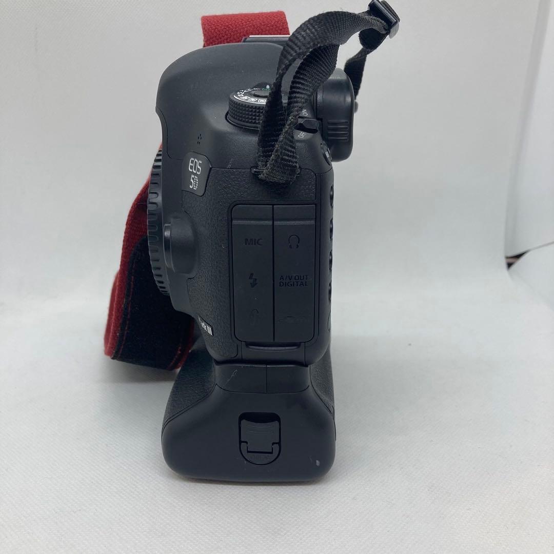 Canon デジタル一眼レフカメラEOS 5D Mark III