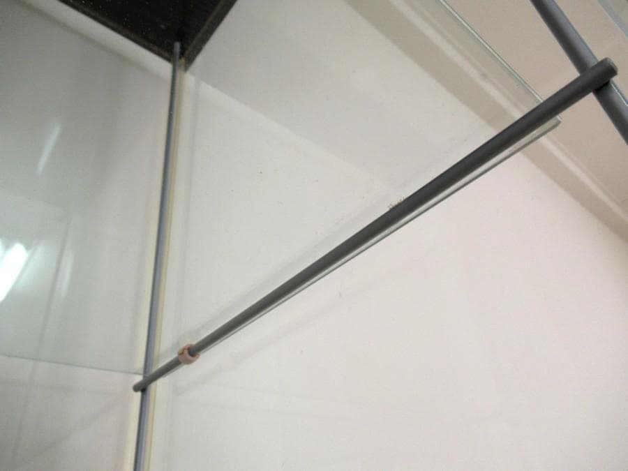 ガラスケース IKEA イケア DETOLF デトルフ 4段 匿名配送 送料込