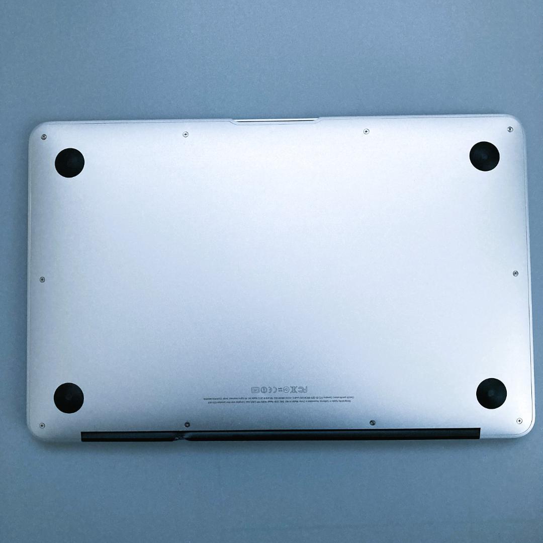 「美品」MacBook Air (11-inch, Mid 2012) 64GB