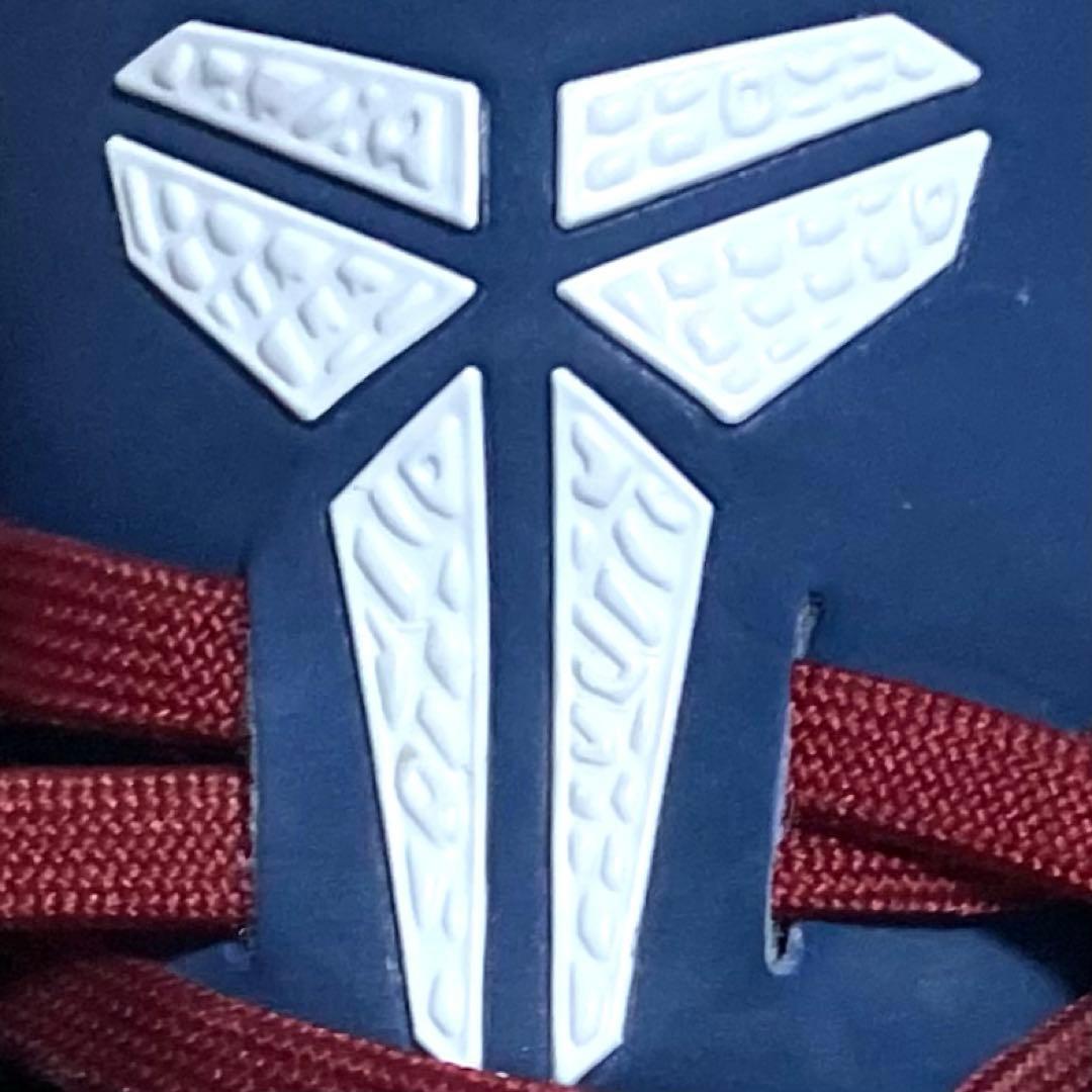 美品 NIKE KOBE MAMBA FOCUS ブルー 25.5cm