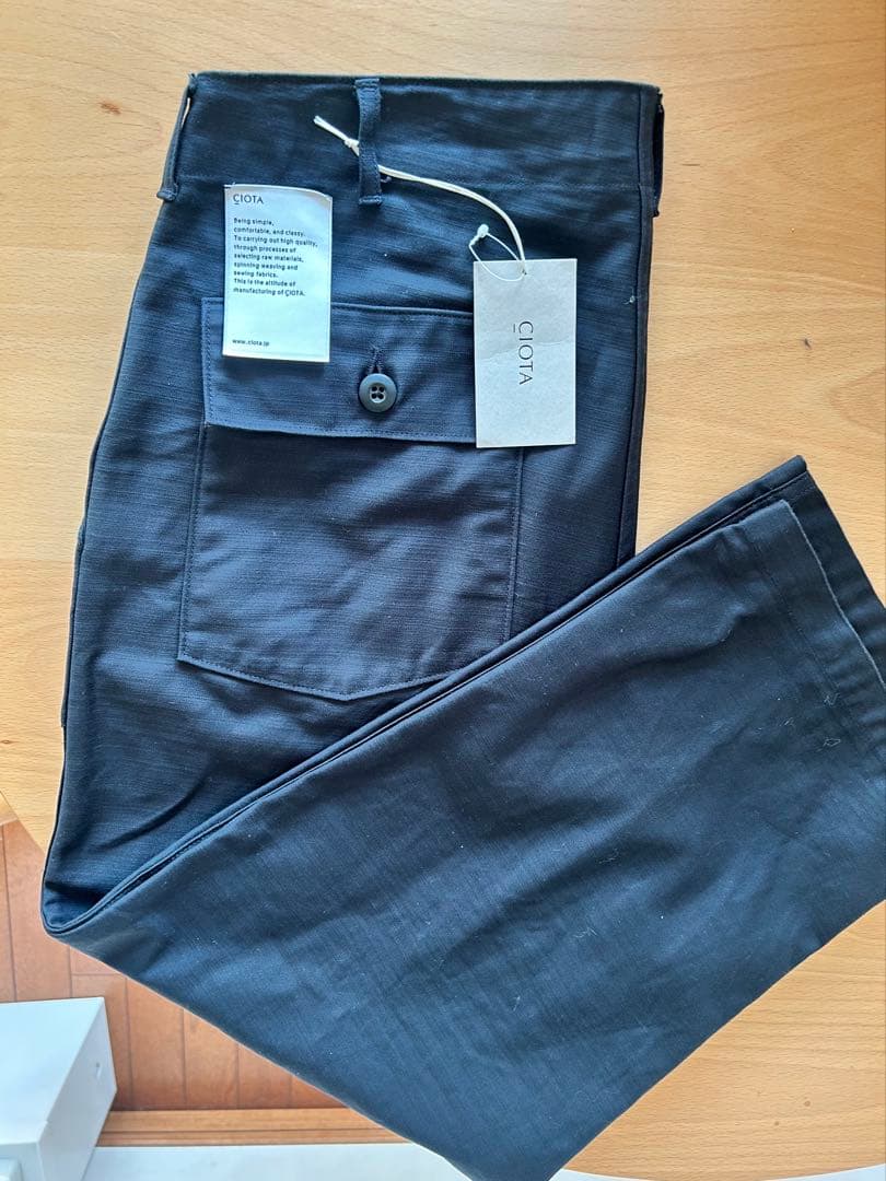 ciota 新スビンコットン ムラ糸バックサテン ベイカーパンツ オアスロウ