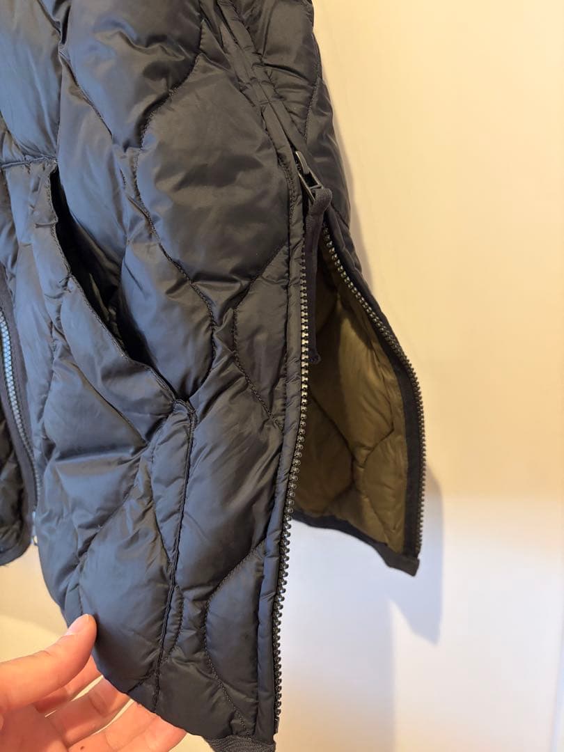 タイオン　taion ダウン　ベスト　ミリタリーライン