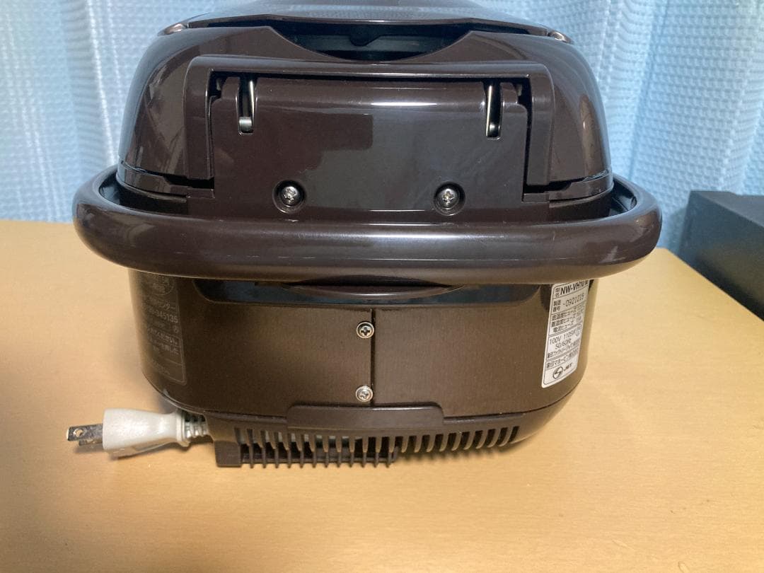 ★★2022年製 Zojirushi NW-VH10 IH炊飯ジャー5.5合★