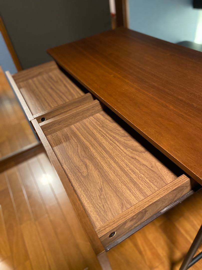 anthem desk 説明書あり　W1000×D450×H720mm