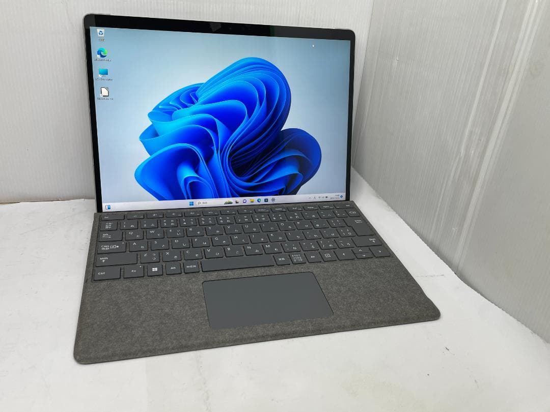 Windowsタブレット本体 Microsoft Surface Pro 8 / Core i5-1145G7