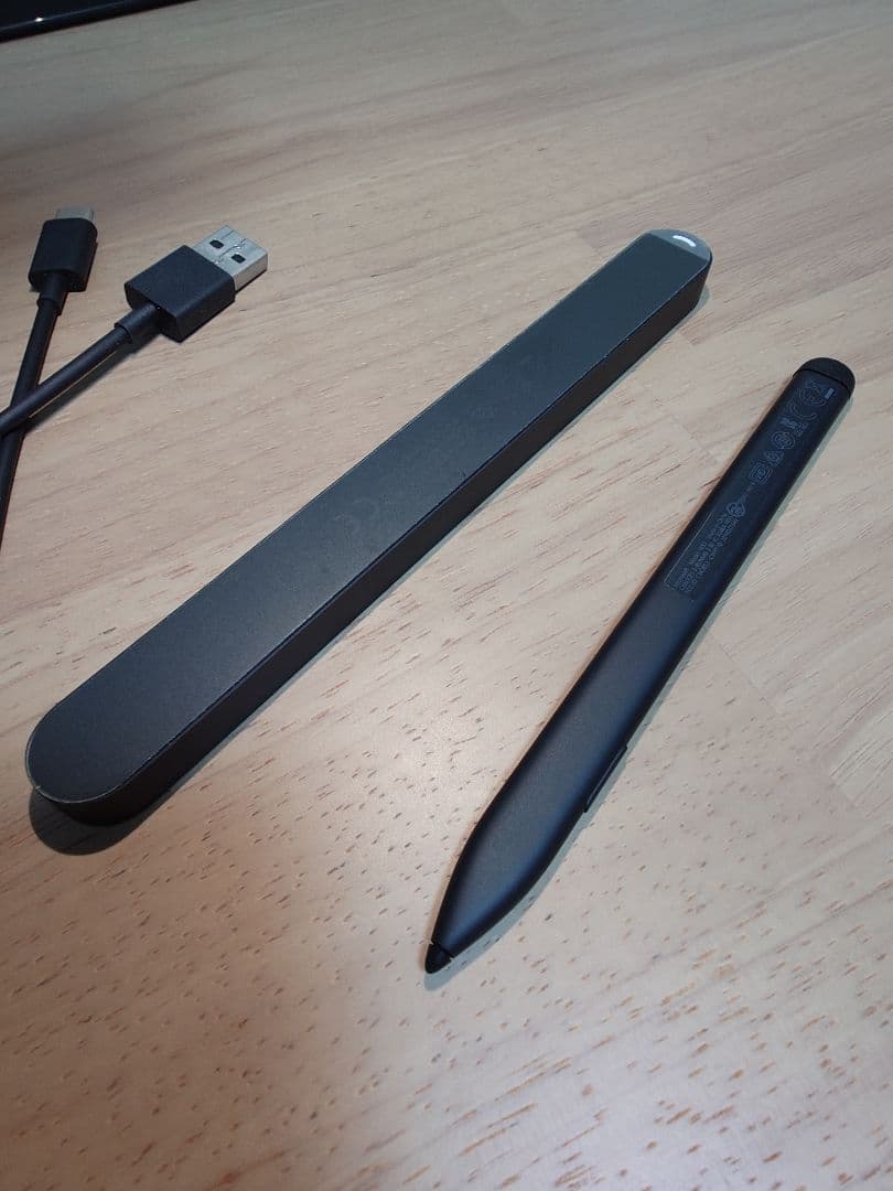 Microsoft SurfacePro 7（指紋認証キーボード、スリムペン付）