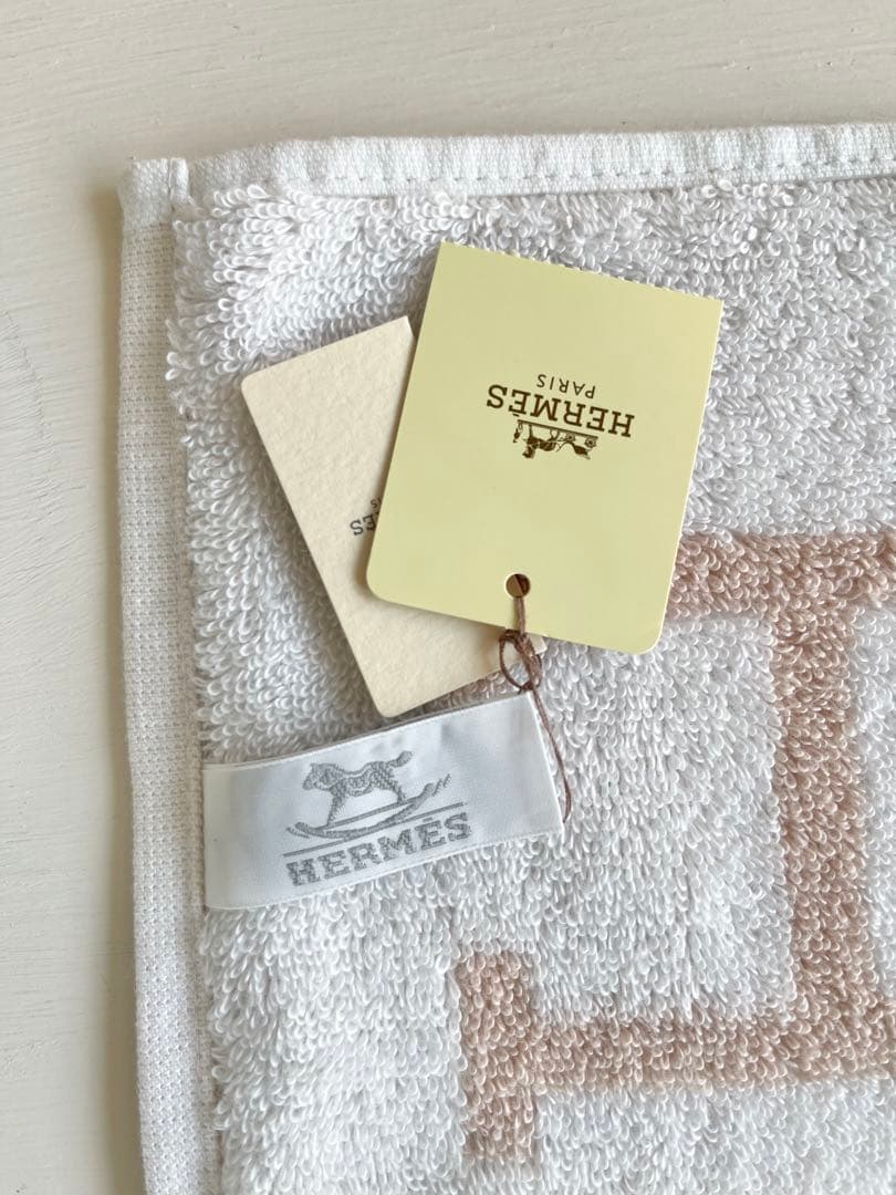 【新品】エルメス　ハンドタオル　アヴァロン