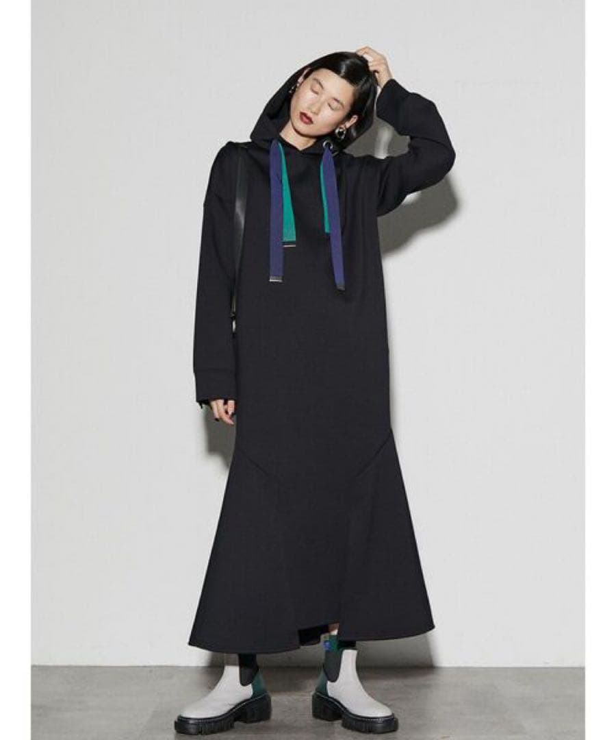 未使用！UN3Dマーメイドスウェットワンピース 38