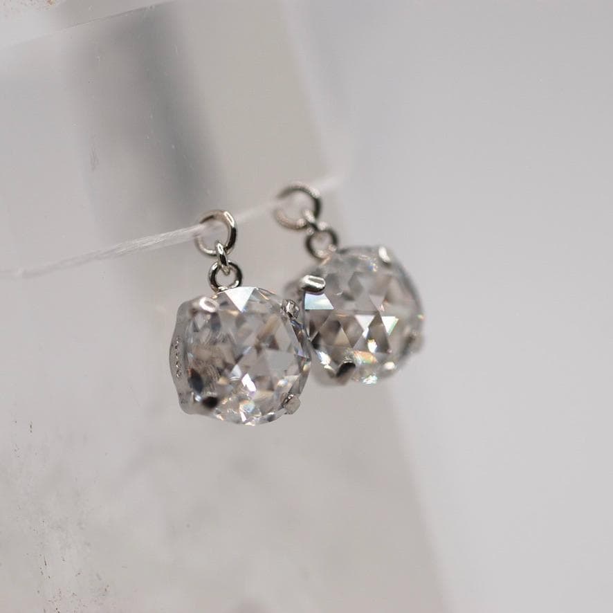 ローズカット5mmモアサナイトPt900ピアスチャーム