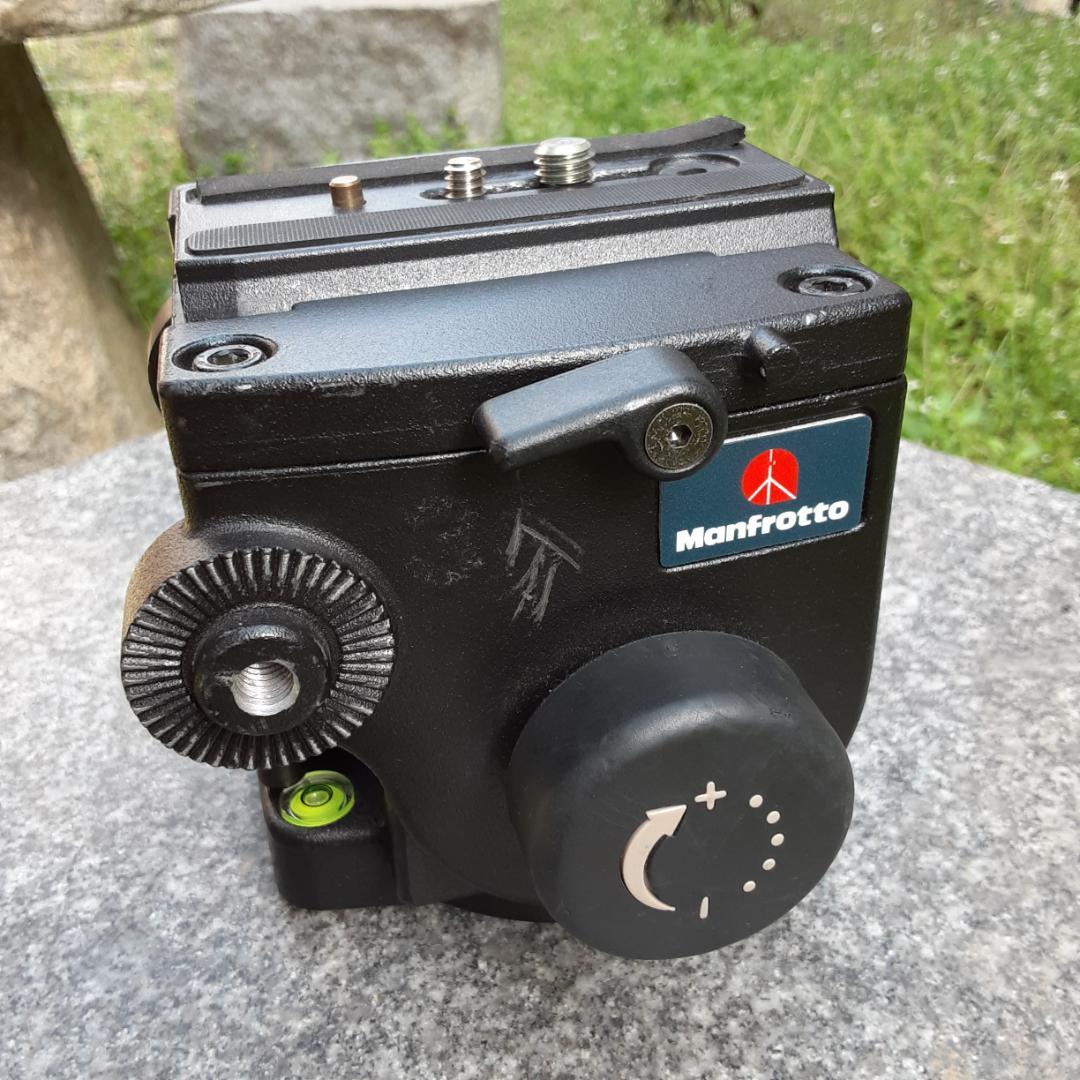 Manfrotto　501　ビデオ雲台　①