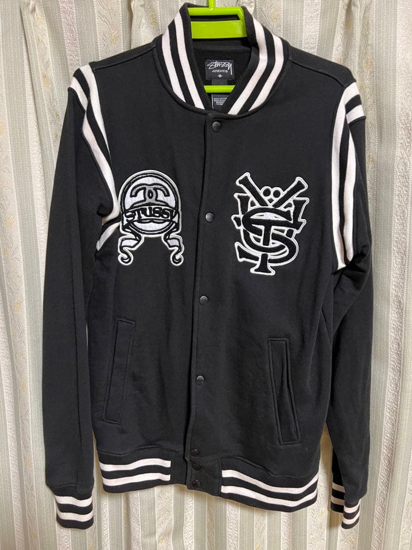 ステューシー　スウェット　スタジャン【M】刺繍ロゴ　シャネルロゴ　STUSSY