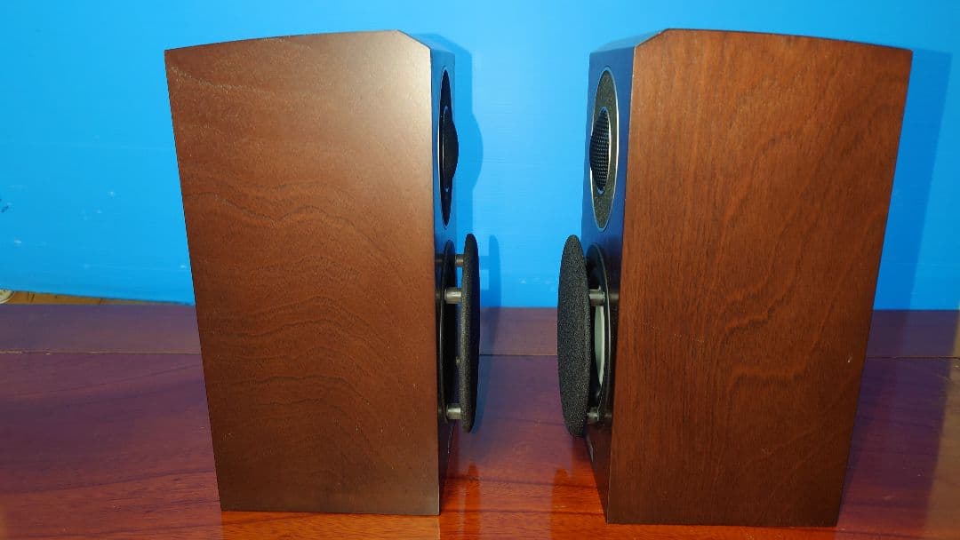 美品　YAMAHA スピーカー　NS-B700 　ペア　；取扱説明書付き