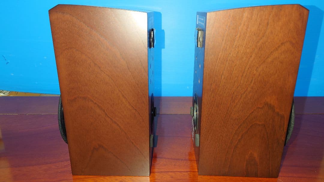 美品　YAMAHA スピーカー　NS-B700 　ペア　；取扱説明書付き