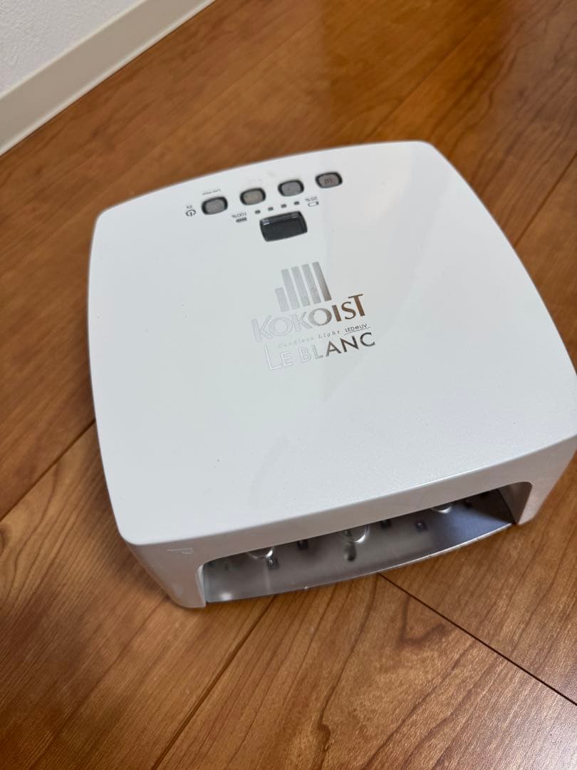 専用出品美品KOKOIST LEBLANCホワイト ココイストネイルライト