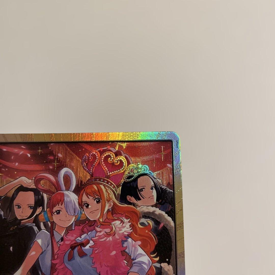 ワンピースカード　ヒロインズ　金ドン　1枚