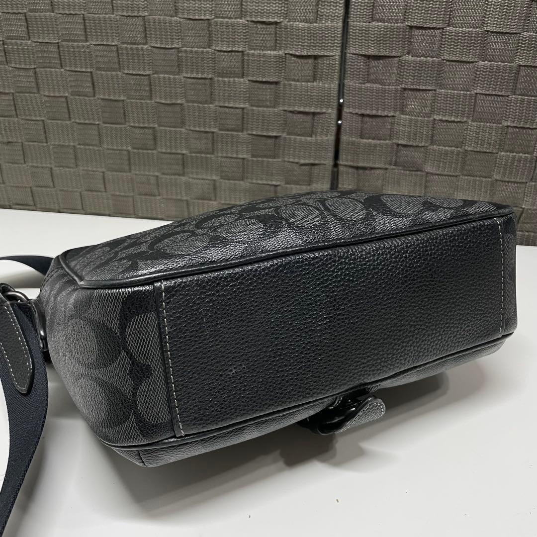 よ*ー様 COACH ブラック レザー ショルダーバッグ