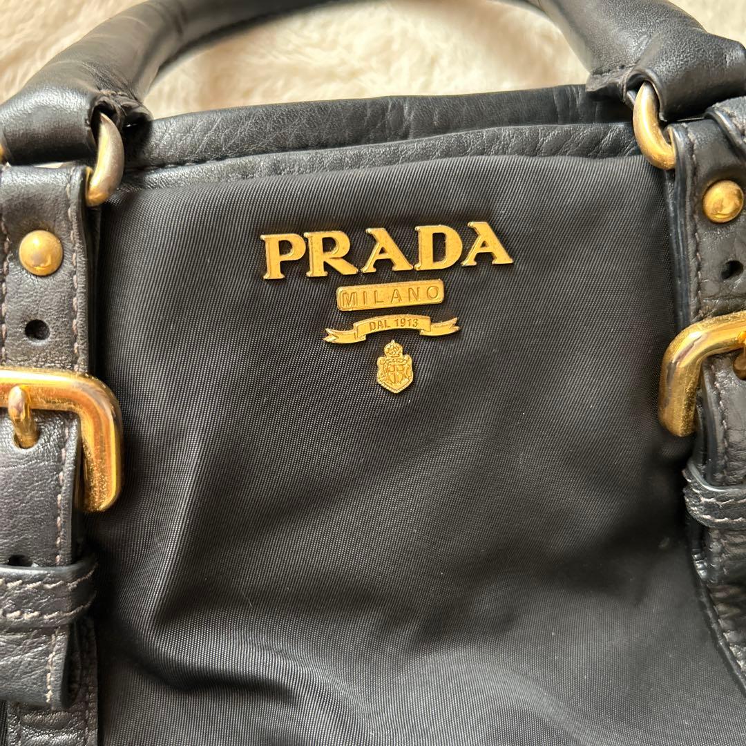 PRADA バッグ