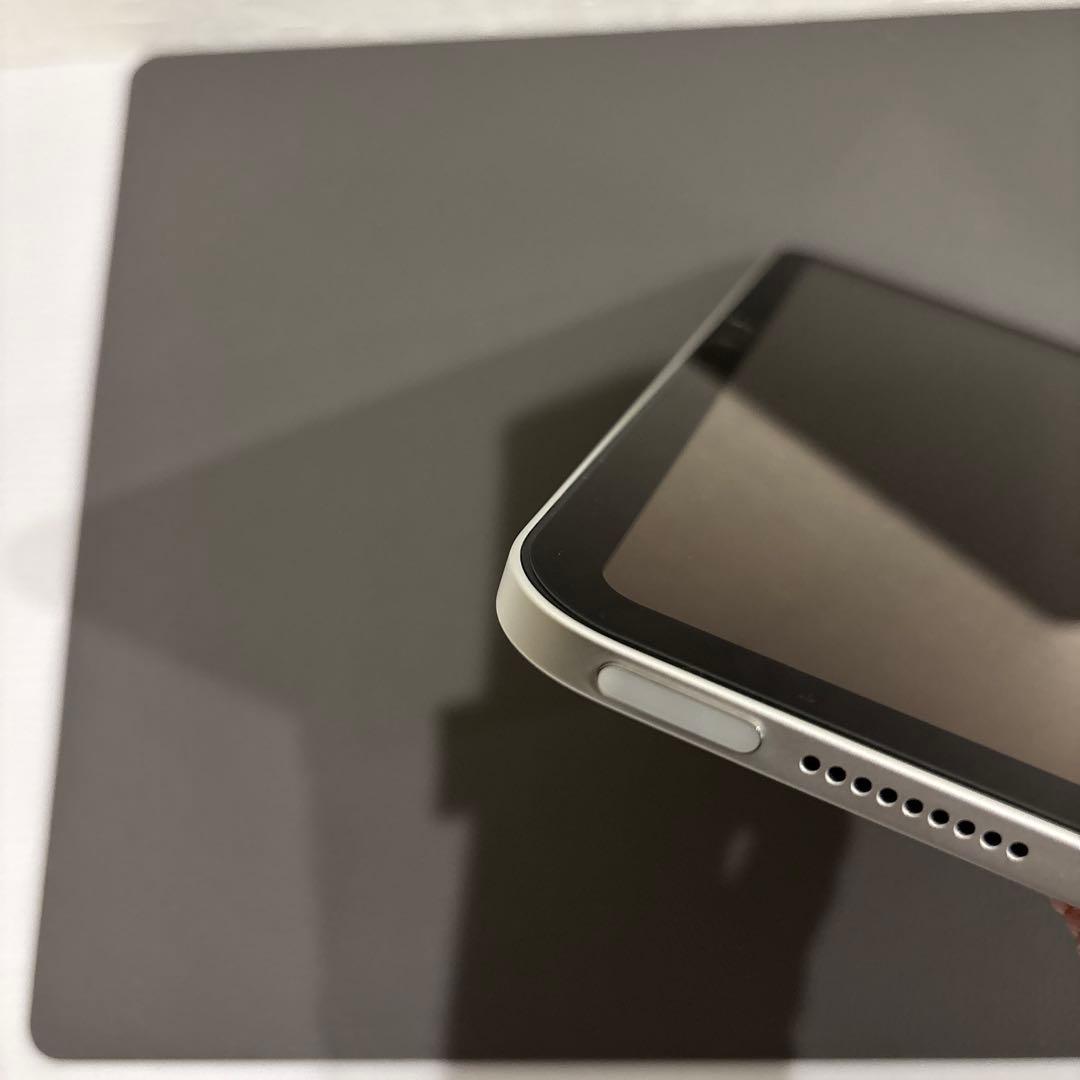 Apple iPad 第10世代 Wi-Fi 256GB シルバー A2696