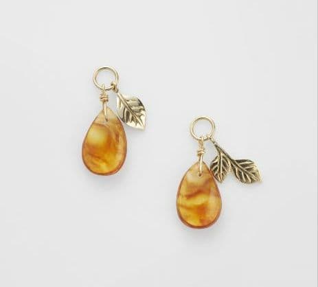 ☆未使用☆agete アンバー ピアスチャーム