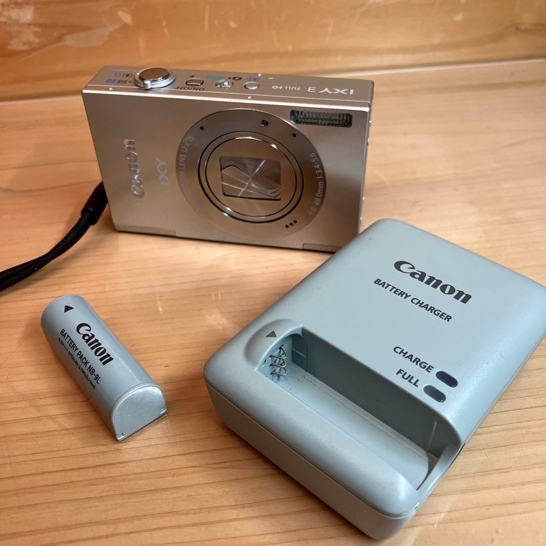 Canon IXY3 PC1736 シルバー