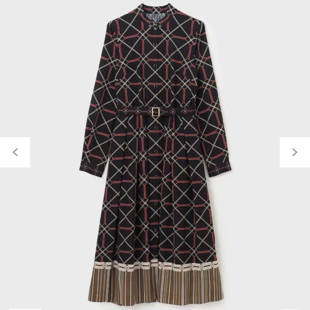 R ダイアグラム グレースコンチネンタル チェーンベルトプリントワンピース